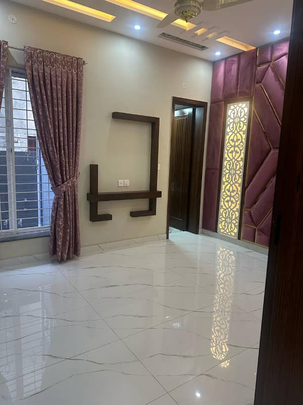 5 Marla Brand New Luxury House For Sale In Bahria Town Lahore. 13