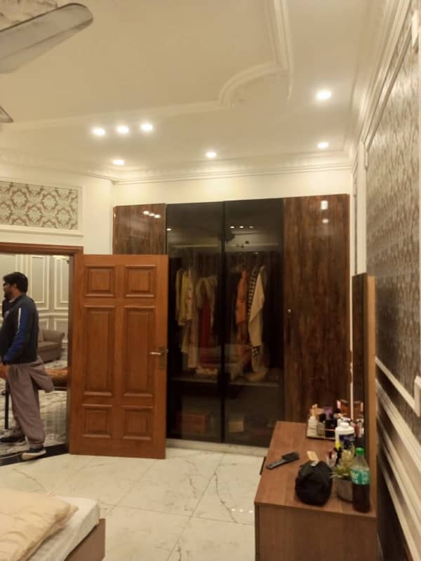 12 Marla Upper Portion Lower Portion Lock For Rent In Bahria Town Lahore 11