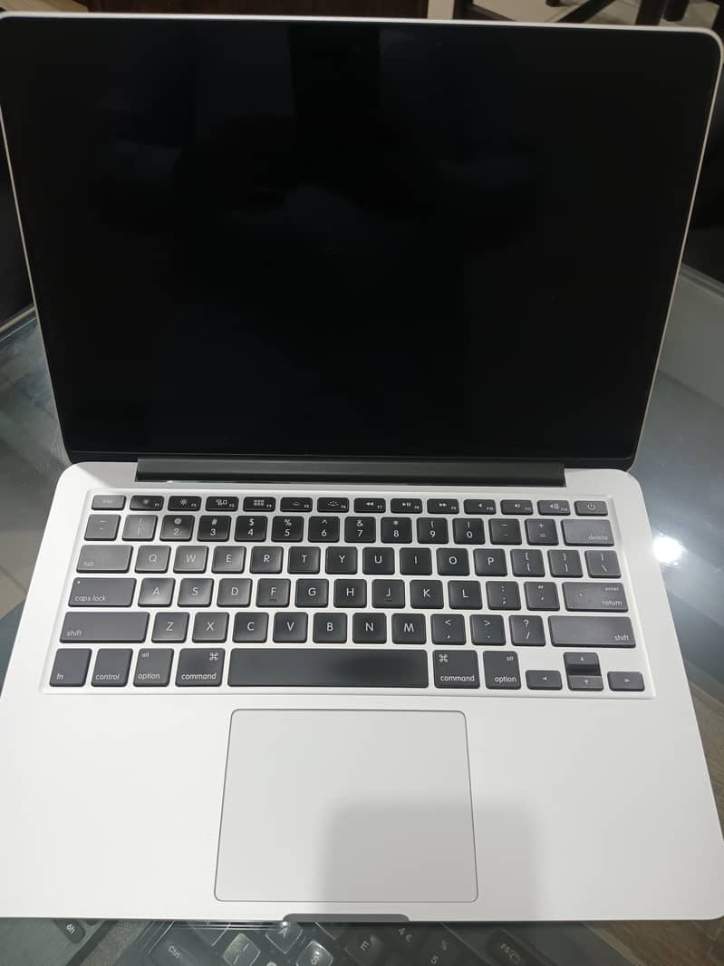 MacBook Pro 2015 Retina, 13-inch, Early 2015 9