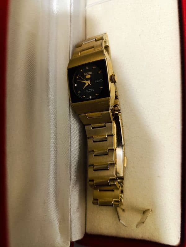 Seiko 5  womens Watch 0