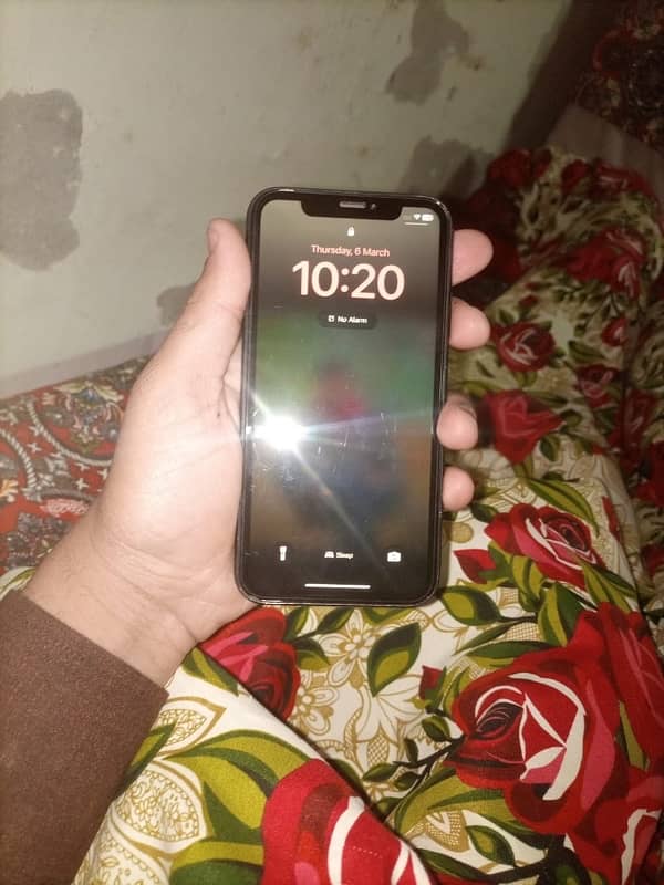 I phone Xr non pta factory unlock 256 12