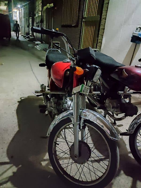 HONDA CD 70 2