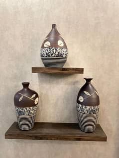 3 pairs of ceramic vases