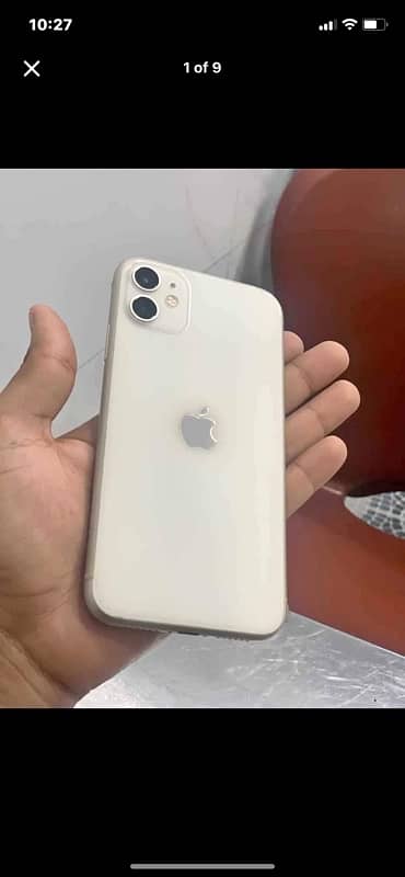 iphone 11 white. zong ki sim chal rhi hy 1.5 yr sy. 1