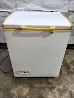 Waved D freezer Singel door small size(0306=4462/443) wwoowset