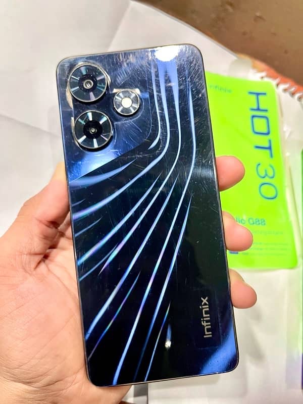 Infinix Hot 30 4+4 128Gb Box 1