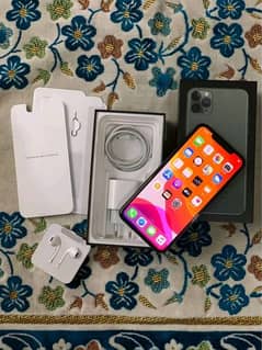 iPhone 11 pro Max 256 GB Contact on WhatsApp 0332/7451/174