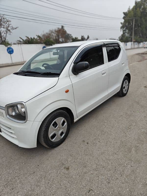 Suzuki Alto untouch 2015 oblique 18. ene- charge 4