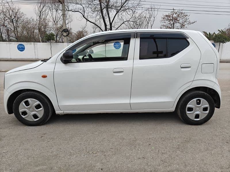 Suzuki Alto untouch 2015 oblique 18. ene- charge 5