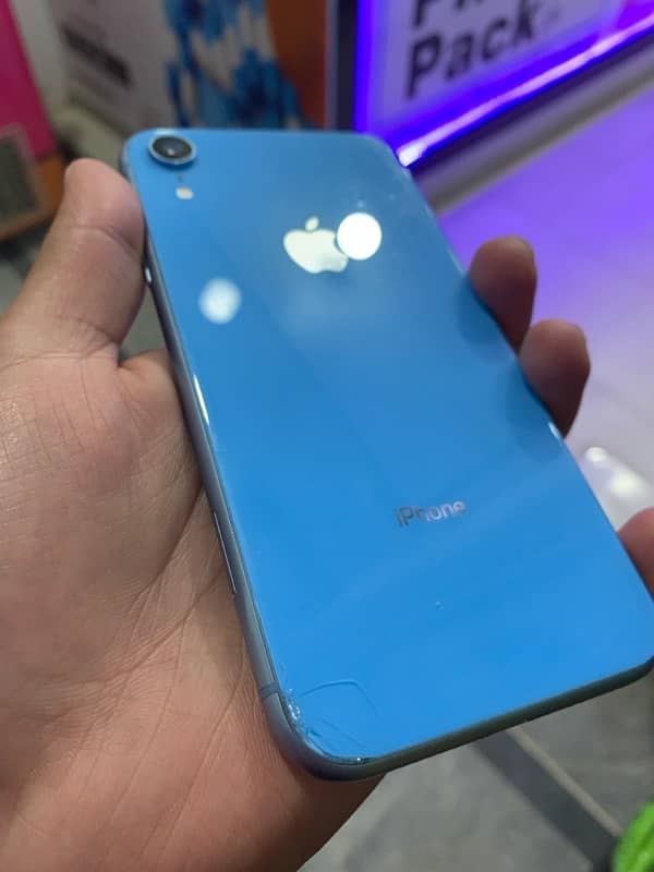 Iphone Xr 64gb water pack non pta jv 2