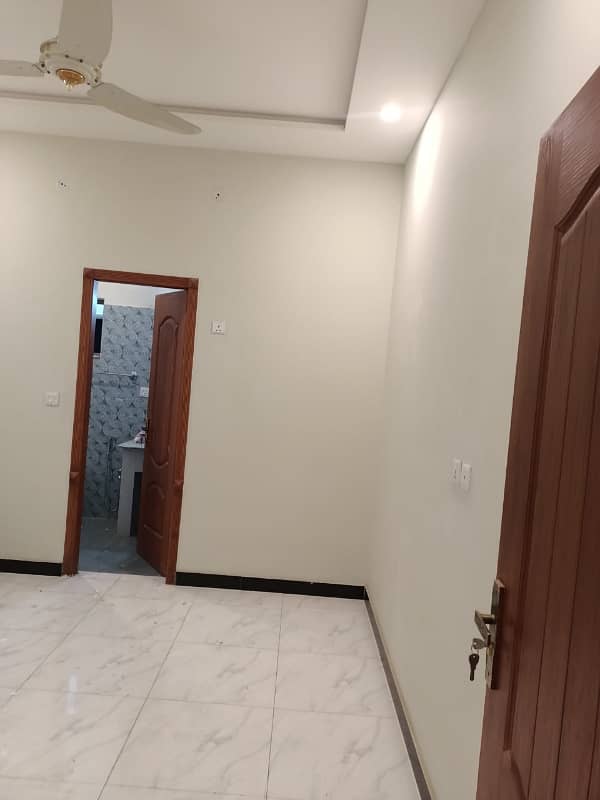 Perfect Good Location 6 Marla House In DHA Sector A - Rachna Villas For sale 8