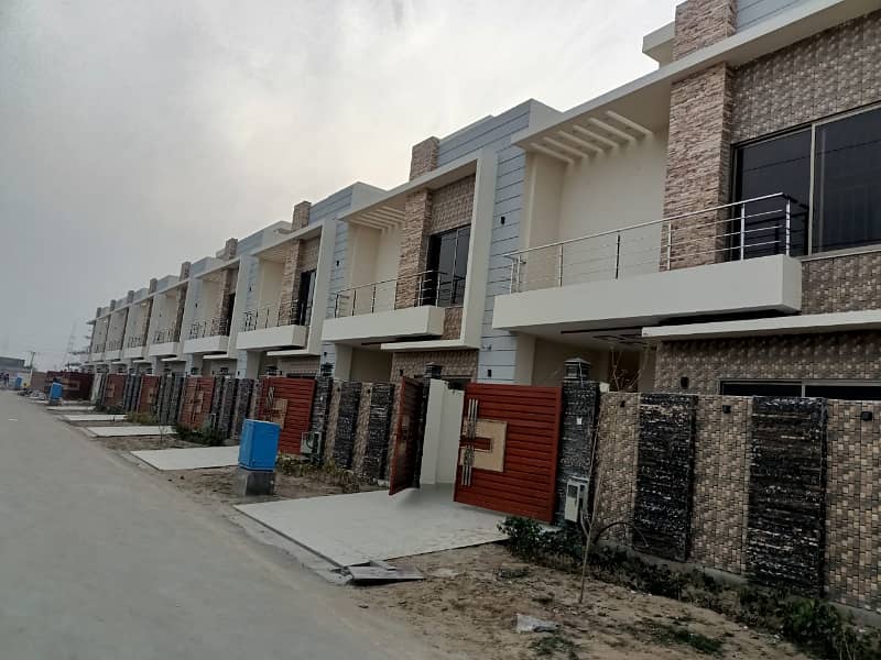 Book A Good Location 10 Marla House In DHA Sector A - Rachna Villas 7