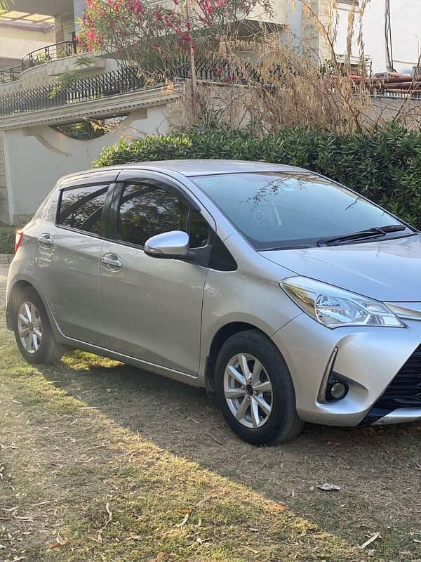 Toyota Vitz 2018 3