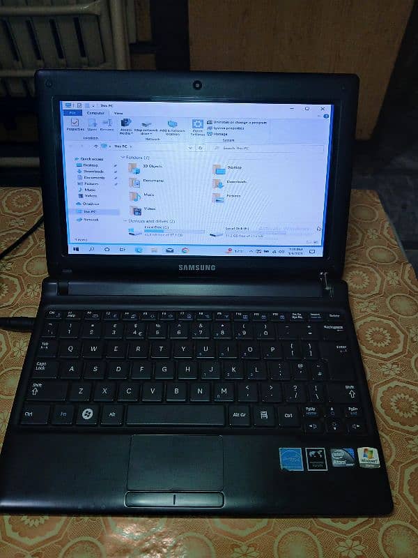 Samsung Mini Laptop 3