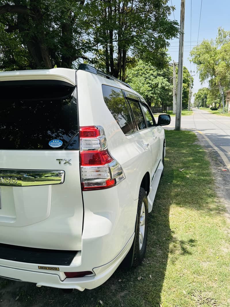 Toyota Prado 2011 6