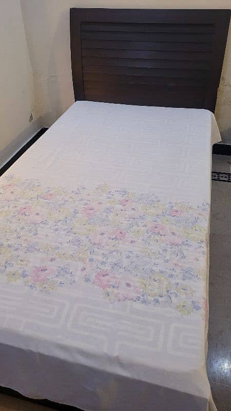 SINGLE BEDS FOR SALE 1