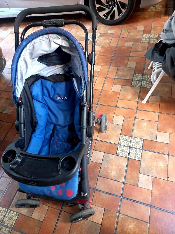 Tinnies baby stroller/ pram 2