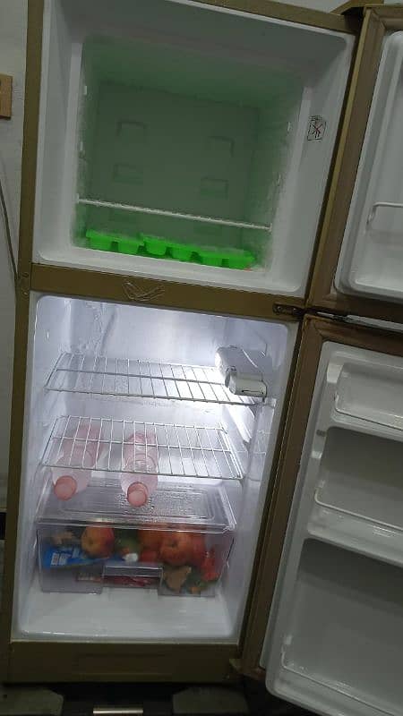 Dawlance 2 door fridge 2