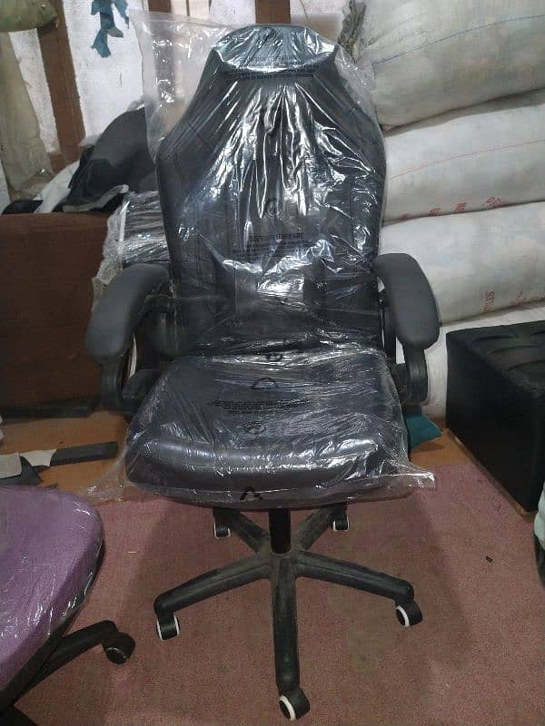 Gaming Chairs Are Available 3