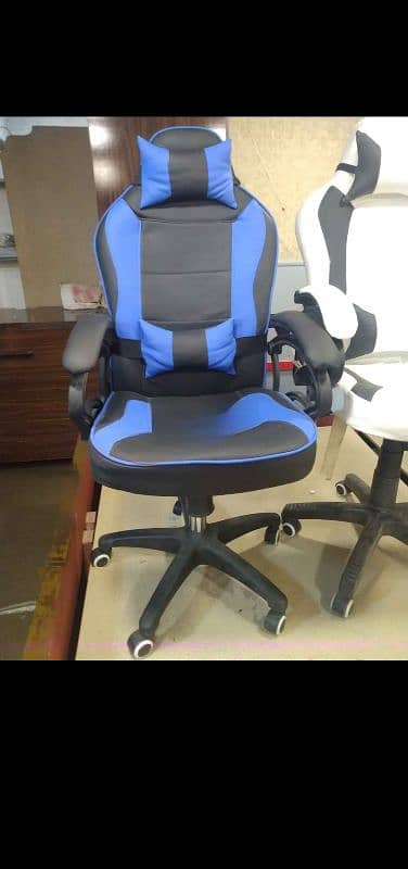 Gaming Chairs Are Available 4