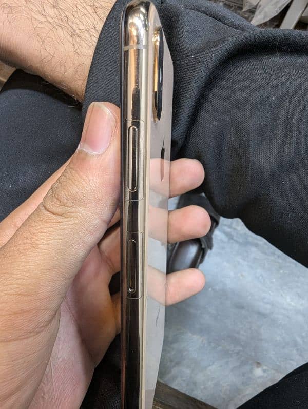 iphone xs 256gb non pta condition 10/9 2