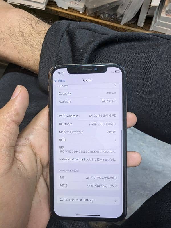 iphone xs 256gb non pta condition 10/9 5