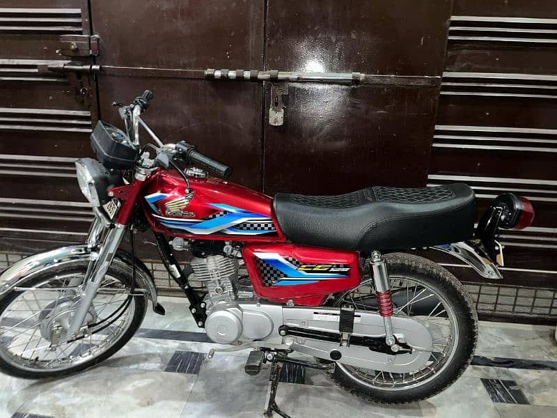 honda 125 model 2024 urgent sale 6