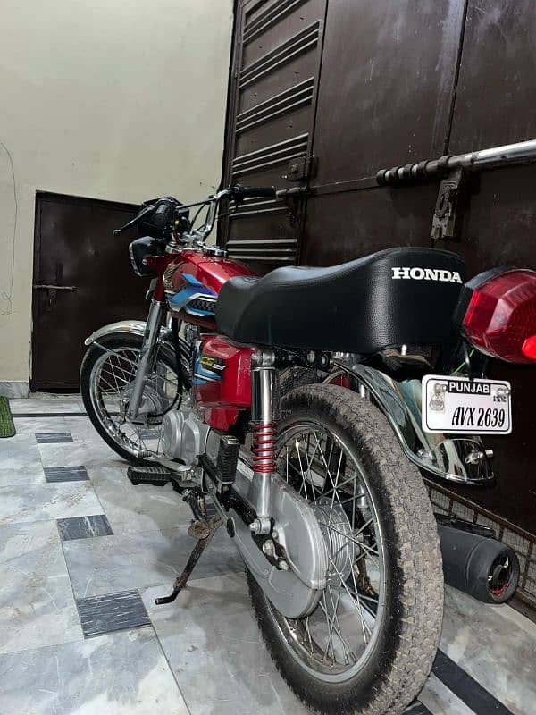 honda 125 model 2024 urgent sale 9