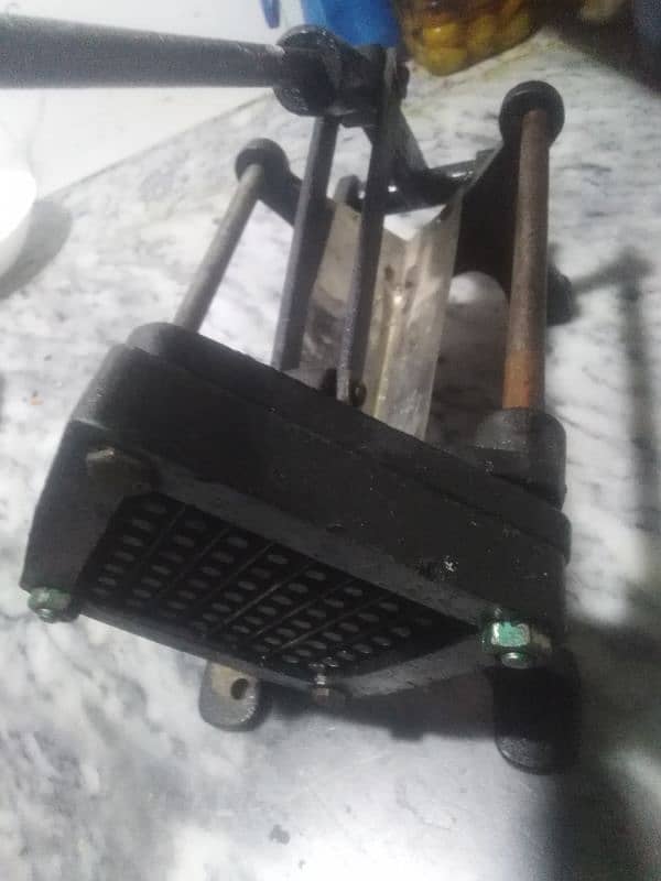 fingers fryers cutter for sale condition good 2