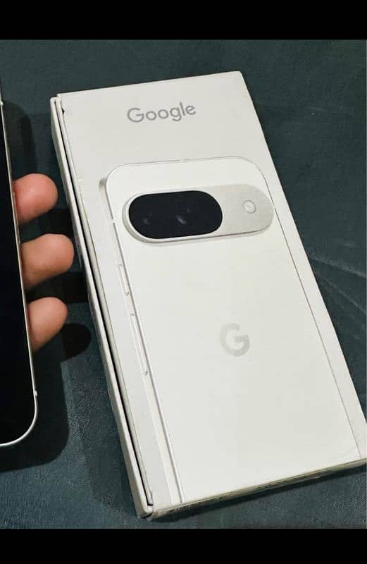 Google pixel 9 sim working 4 mths 0