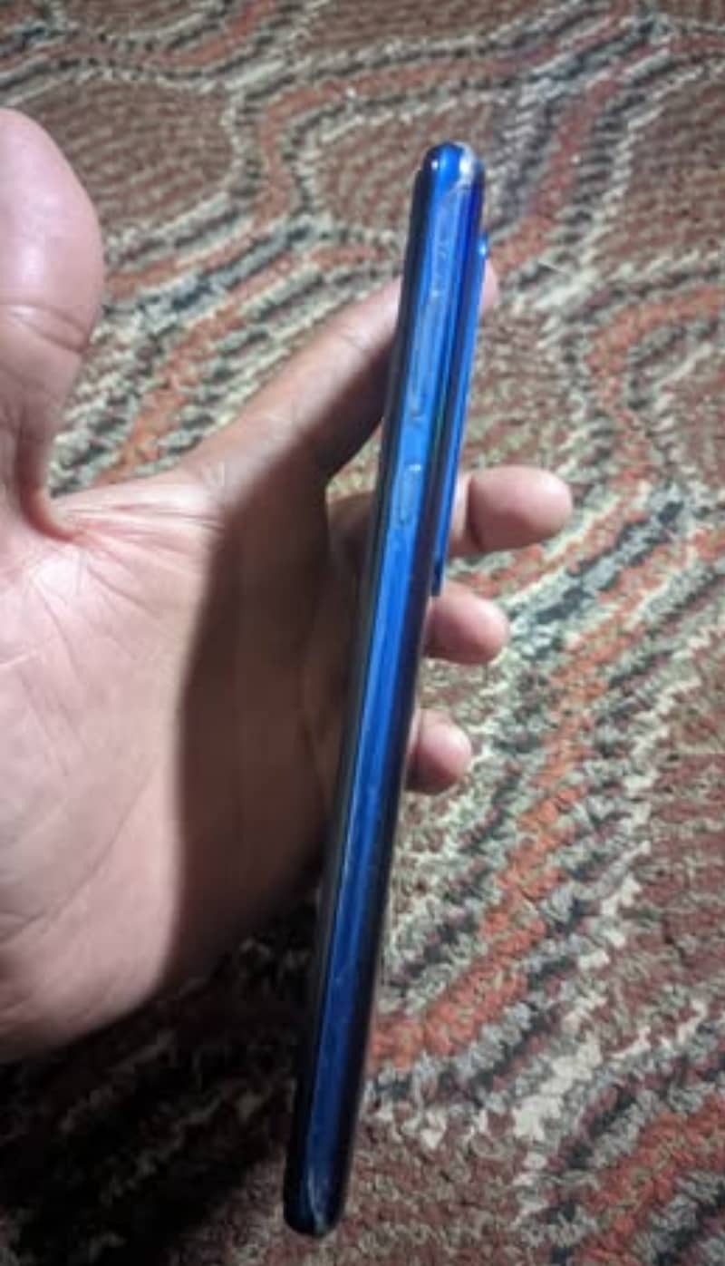 Aquos R5G 12/256Gb snapdragon888 pta aproved he only panal deadsee pic 2