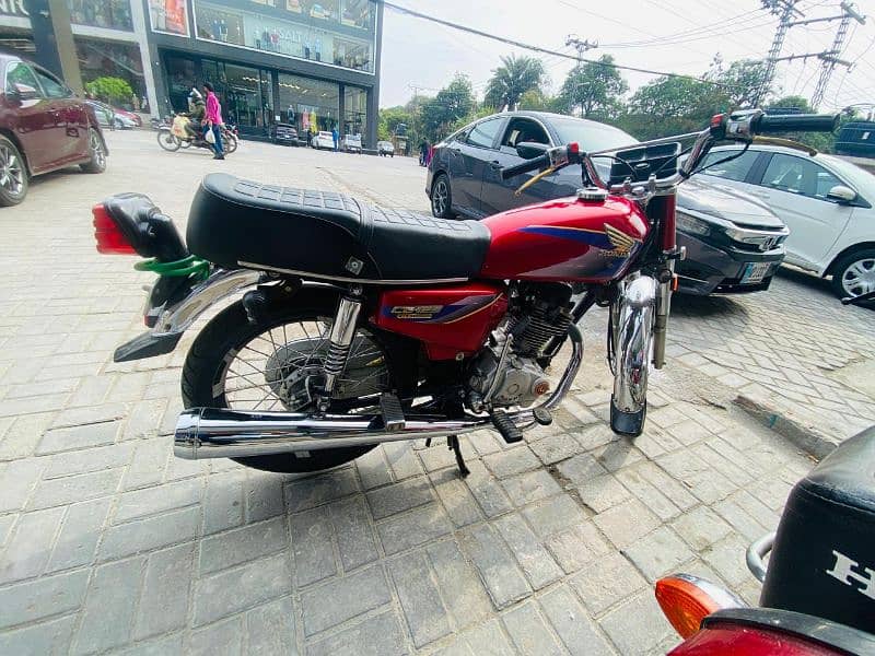 Old is Gold ( Honda 95 model) 4