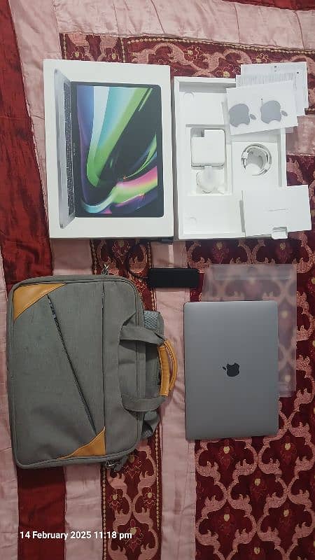 Macbook Pro 2020, 13.3 inch, M1, 16gb, 512gb 4