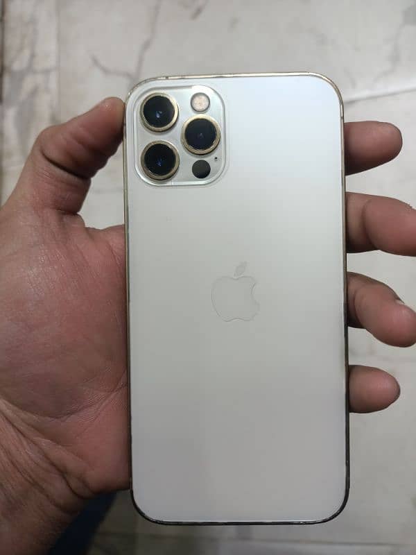 i phone 12 pro 7