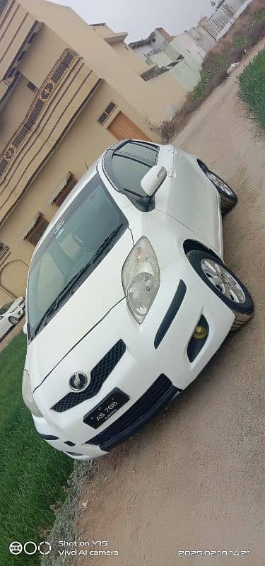 Toyota Vitz 2010 m 2013 port Islamabad rejester 03189374540 6