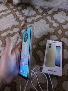 Samsung A06 (3 weak used )