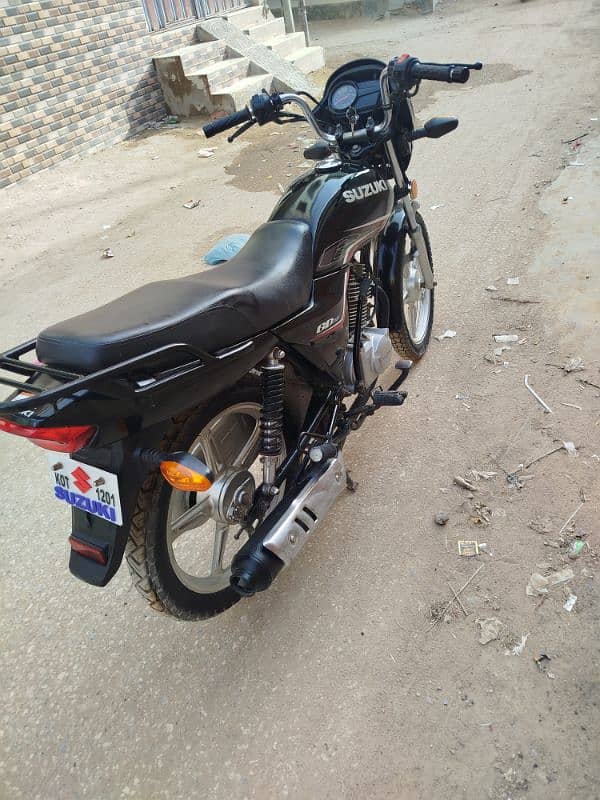 Suzuki GD 110S Karachi number 3