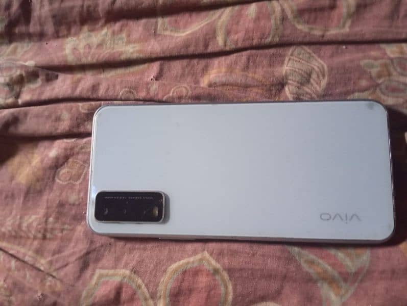 Vivo Y 20 all 10 condition 0