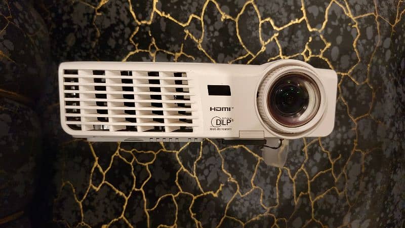 short throw projector for sale 2