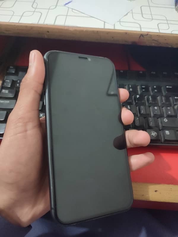 iPhone 11jv 64gb 2