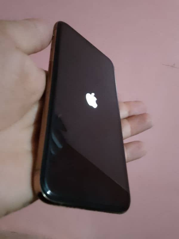 Iphone XS 256 with Box Non PTA 1