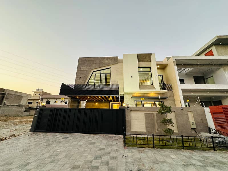 14 Marla Beautiful Design Double Storey House Available For Sale Newcity Phase 2 0