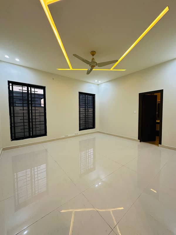 14 Marla Beautiful Design Double Storey House Available For Sale Newcity Phase 2 13