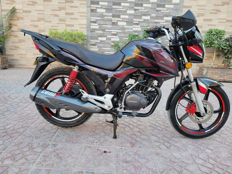 Honda CB150 F - Model - 2018 Hyderabad registerd 1st owner 1