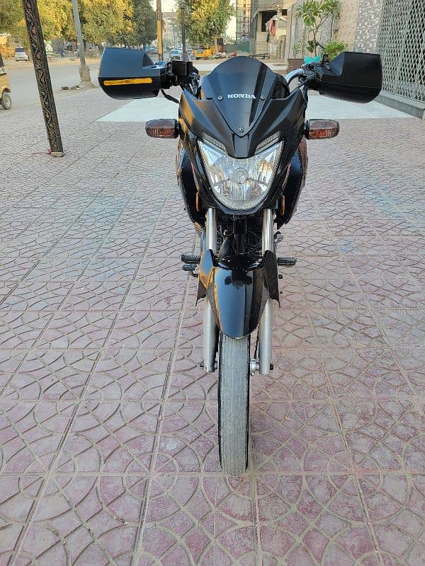 Honda CB150 F - Model - 2018 Hyderabad registerd 1st owner 3