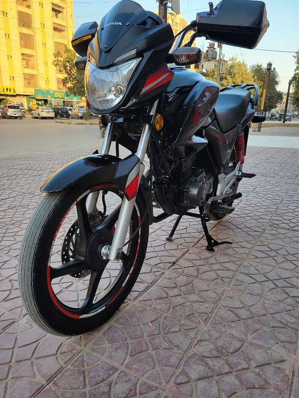 Honda CB150 F - Model - 2018 Hyderabad registerd 1st owner 4