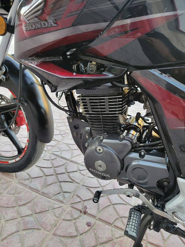 Honda CB150 F - Model - 2018 Hyderabad registerd 1st owner 9