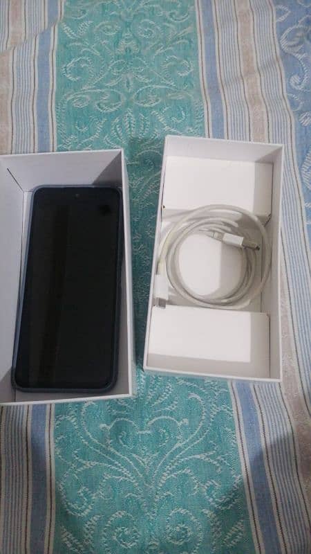 Redmi 12 8gb 128gb with box data cable 7