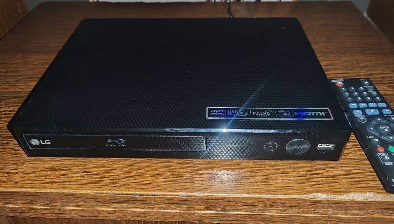 LG DVD & Blu-ray Player FHD 0