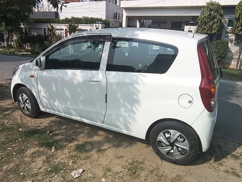 Daihatsu Mira 2012 3